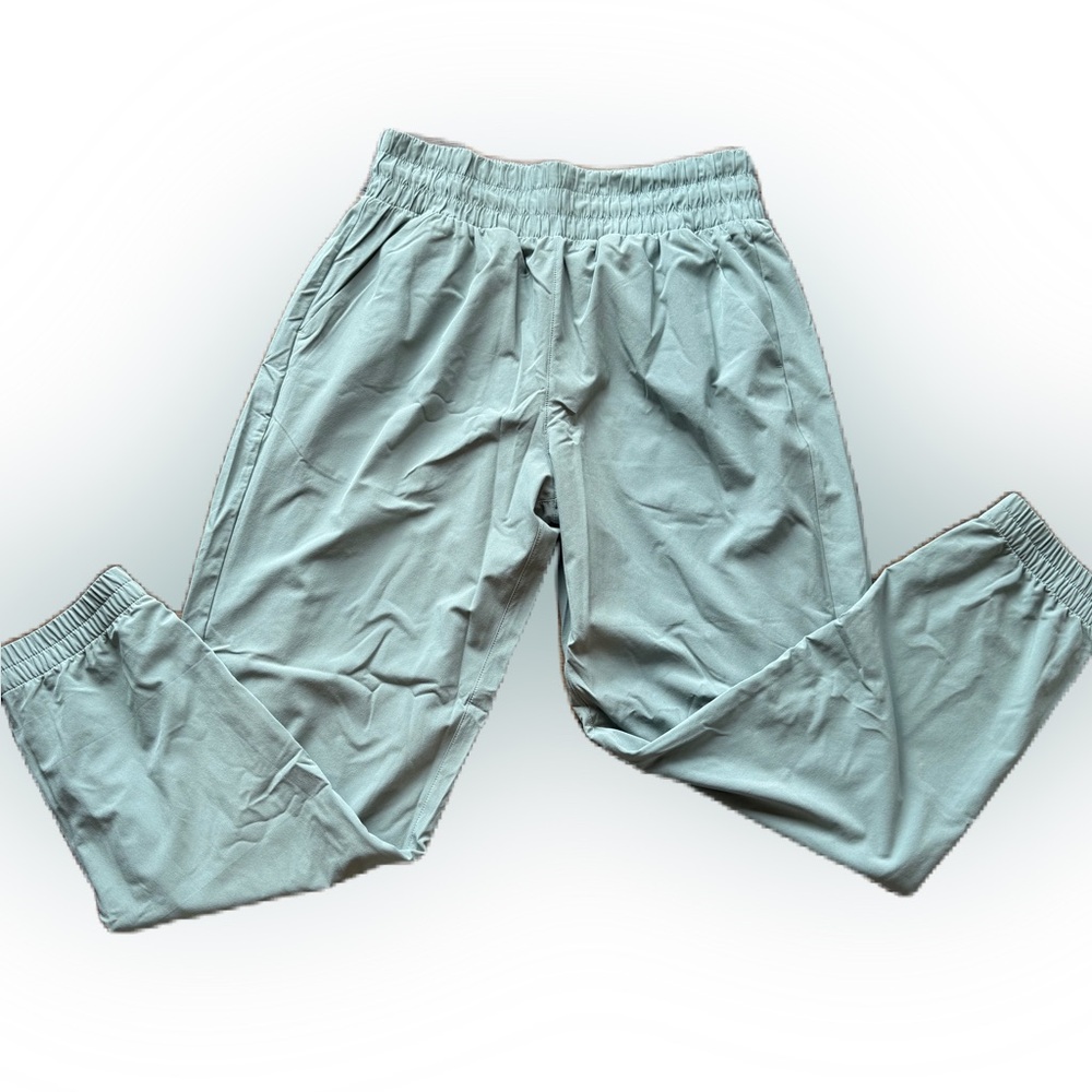 BNWT Athleta Gurl Run Free Joggers With Pockets. Size XXL 16